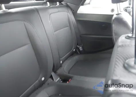 2013 Volkswagen Beetle 2.0L Tdi from USA, damaged, VIN 3VW5L7AT3DM820328